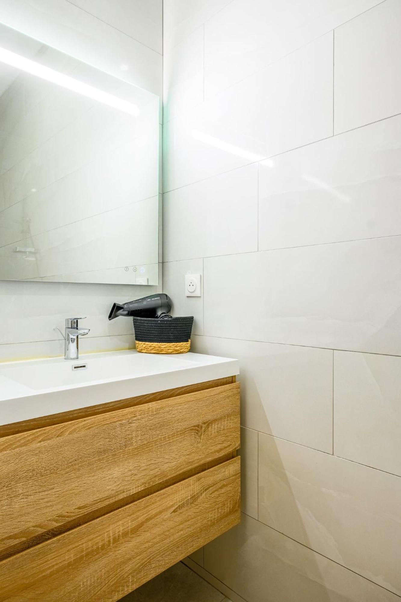 Le Charles Apartment Montbéliard Екстериор снимка