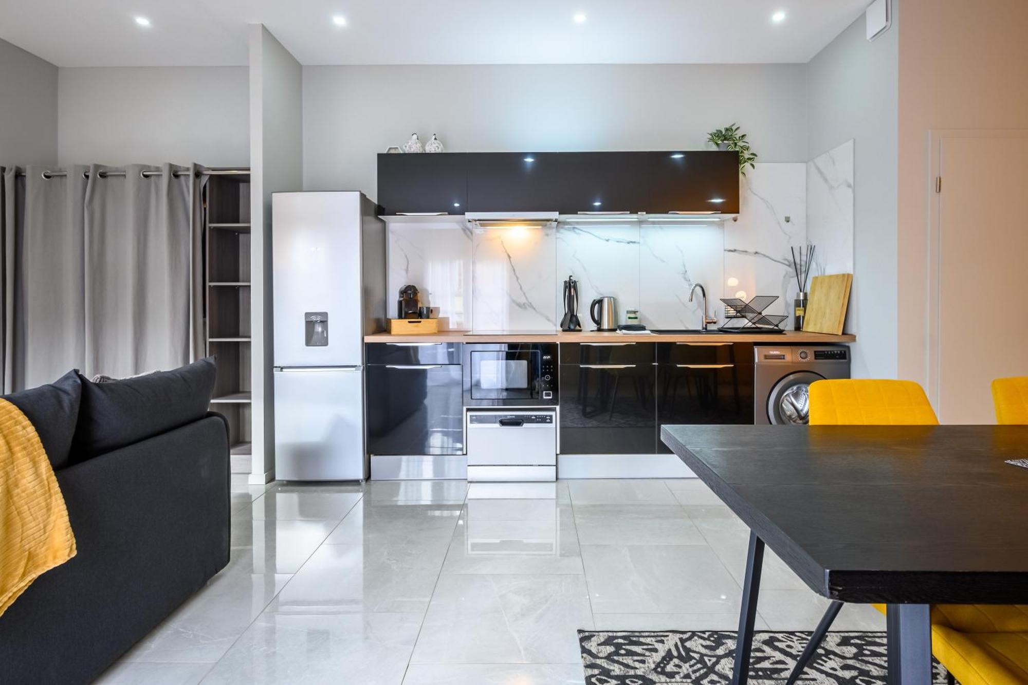 Le Charles Apartment Montbéliard Екстериор снимка